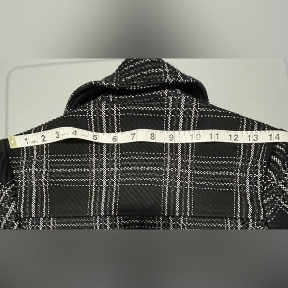 le chateau trench coat - Picture 7 of 10